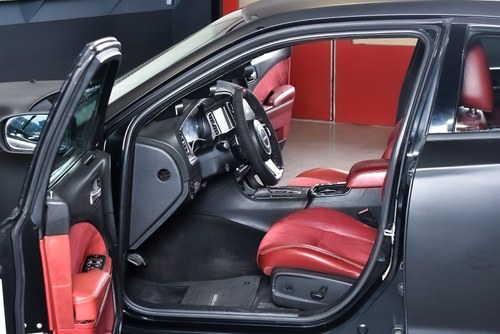 2012 Dodge Charger SRT8 Sedan 6.4L HEMI Te koop (foto 36 van 91)