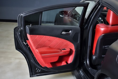 2012 Dodge Charger SRT8 Sedan 6.4L HEMI Te koop (foto 50 van 91)