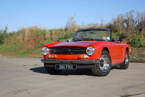 1971 Triumph TR6 till salu (bild 2 av 112)