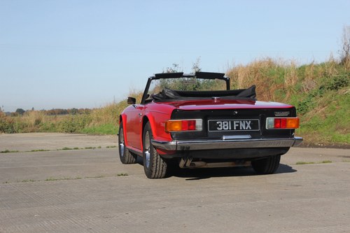 1971 Triumph TR6 till salu (bild 21 av 112)
