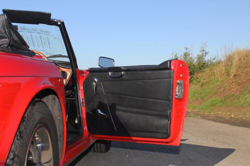 1971 Triumph TR6 till salu (bild 36 av 112)