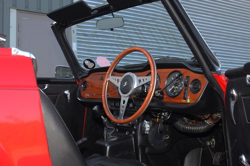 1971 Triumph TR6 till salu (bild 41 av 112)