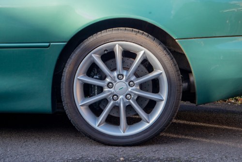 2001 Aston Martin DB7 V12 Vantage Volante In vendita (immagine 11 di 116)