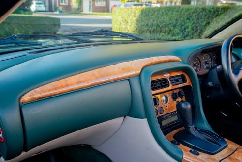 2001 Aston Martin DB7 V12 Vantage Volante In vendita (immagine 33 di 116)