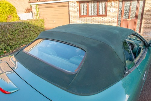 2001 Aston Martin DB7 V12 Vantage Volante In vendita (immagine 74 di 116)