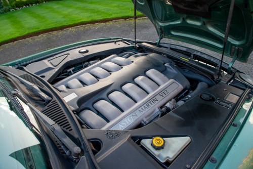 2001 Aston Martin DB7 V12 Vantage Volante In vendita (immagine 80 di 116)