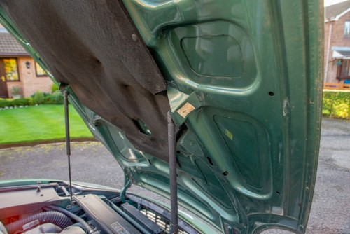 2001 Aston Martin DB7 V12 Vantage Volante In vendita (immagine 94 di 116)