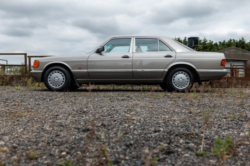 1990 Mercedes Benz 300SE (W126) For Sale (picture 8 of 268)