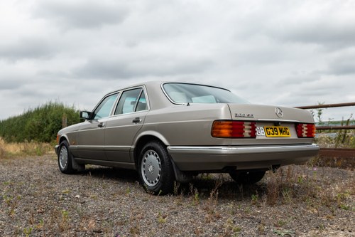 1990 Mercedes Benz 300SE (W126) For Sale (picture 14 of 268)
