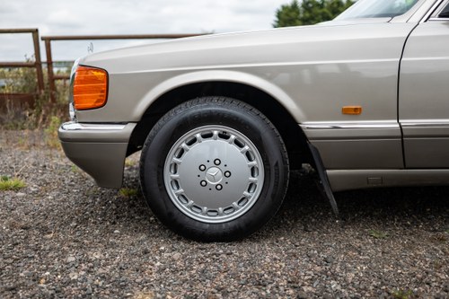 1990 Mercedes Benz 300SE (W126) For Sale (picture 25 of 268)