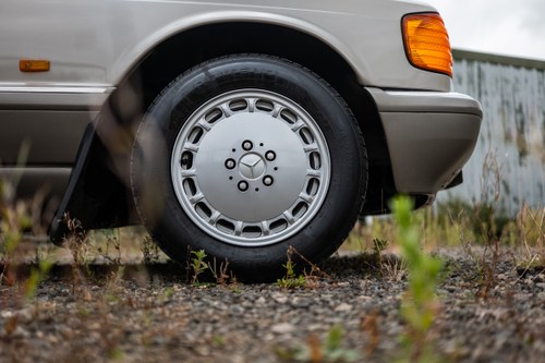 1990 Mercedes Benz 300SE (W126) For Sale (picture 29 of 268)