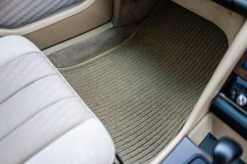 1990 Mercedes Benz 300SE (W126) For Sale (picture 84 of 268)