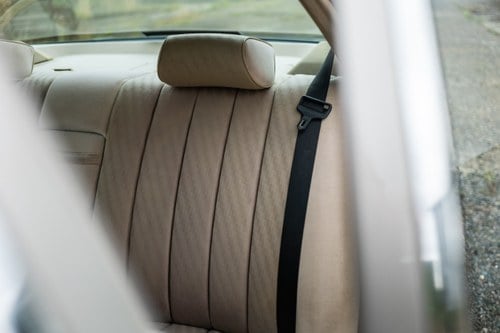 1990 Mercedes Benz 300SE (W126) For Sale (picture 136 of 268)