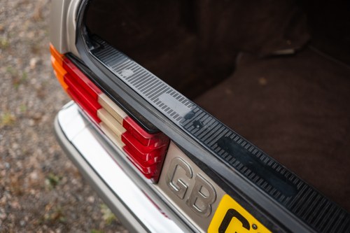 1990 Mercedes Benz 300SE (W126) For Sale (picture 147 of 268)