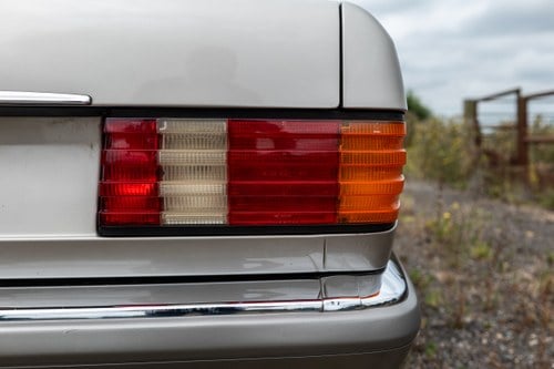 1990 Mercedes Benz 300SE (W126) For Sale (picture 148 of 268)