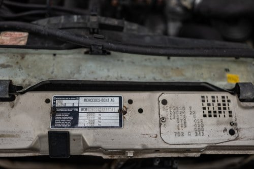 1990 Mercedes Benz 300SE (W126) For Sale (picture 218 of 268)