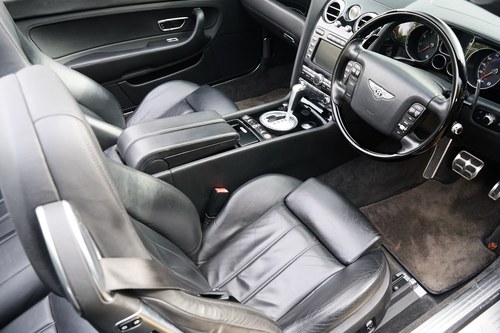 2007 Bentley Continental W12 GTC à vendre (picture 34 of 165)