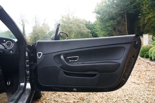 2007 Bentley Continental W12 GTC à vendre (picture 46 of 165)