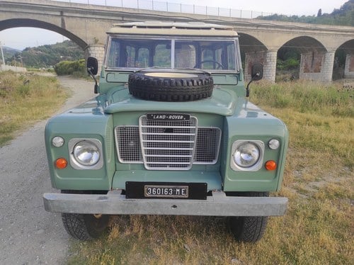 1983 Land Rover Series III 88" zum Verkauf (Bild 3 von 207)