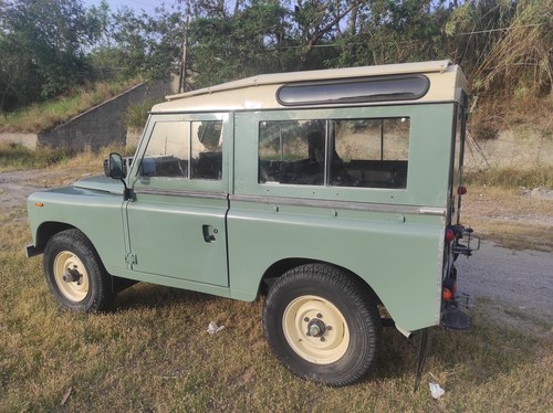 1983 Land Rover Series III 88" zum Verkauf (Bild 34 von 207)
