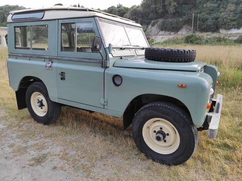 1983 Land Rover Series III 88" zum Verkauf (Bild 49 von 207)