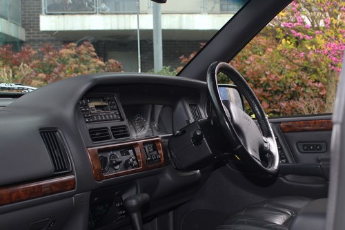 1999 Jeep ZJ Grand Cherokee 4litre Limited For Sale (picture 54 of 109)