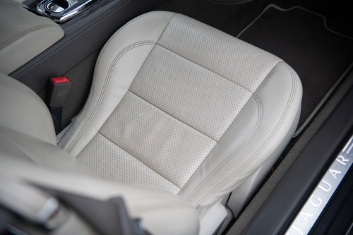 2011 Jaguar XK Te koop (foto 46 van 160)