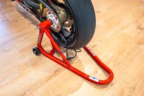 1999 Ducati 916 SPS Carl Fogarty Replica zum Verkauf (Bild 49 von 186)