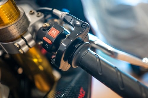 1999 Ducati 916 SPS Carl Fogarty Replica zum Verkauf (Bild 74 von 186)