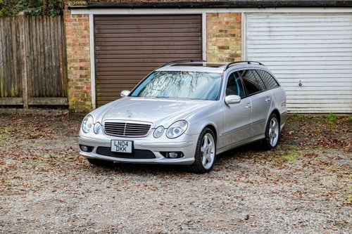 2004 Mercedes-Benz W211 E320 Avantgarde AMG Estate à vendre (picture 2 of 85)