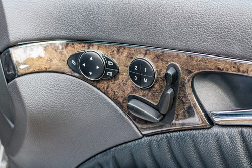 2004 Mercedes-Benz W211 E320 Avantgarde AMG Estate à vendre (picture 30 of 85)