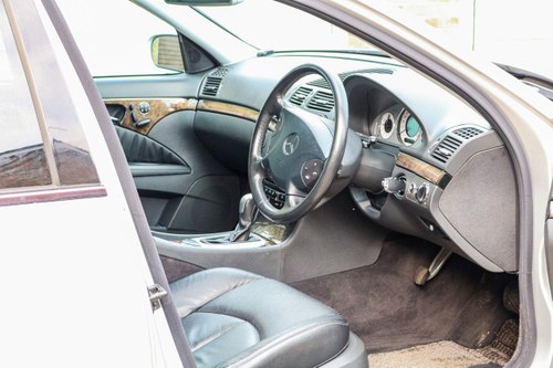 2004 Mercedes-Benz W211 E320 Avantgarde AMG Estate à vendre (picture 14 of 85)