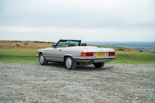 1986 Mercedes-Benz R107 300SL In vendita (immagine 23 di 224)