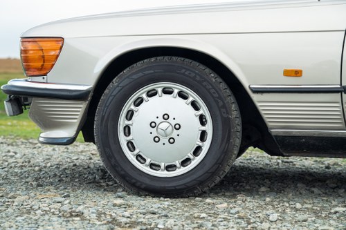 1986 Mercedes-Benz R107 300SL In vendita (immagine 70 di 224)