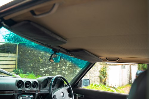 1986 Mercedes-Benz R107 300SL In vendita (immagine 111 di 224)