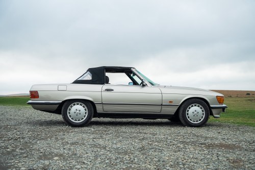1986 Mercedes-Benz R107 300SL In vendita (immagine 62 di 224)