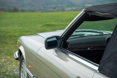 1986 Mercedes-Benz R107 300SL In vendita (immagine 165 di 224)