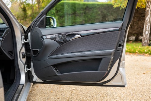 2004 Mercedes-Benz W211 E320 Avantgarde En venta (imagen 44 de 276)