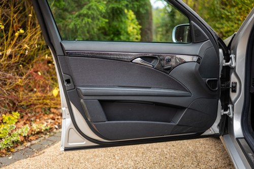 2004 Mercedes-Benz W211 E320 Avantgarde En venta (imagen 137 de 276)