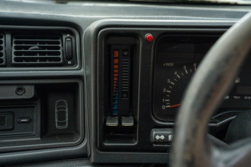 1990 Ford Sierra Sapphire Cosworth In vendita (immagine 35 di 147)