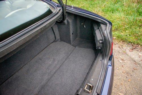 1999 Aston Martin DB7 Te koop (foto 40 van 87)