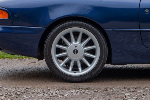 1999 Aston Martin DB7 Te koop (foto 10 van 87)