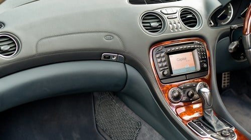 2002 Mercedes-Benz SL500 R230 Te koop (foto 25 van 122)