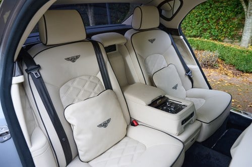 2013 Bentley Mulsanne V8 Mulliner Driving Specification In vendita (immagine 61 di 191)