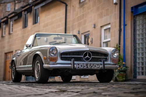 1970 Mercedes-Benz W113 280SL ‘Pagoda’ till salu (bild 1 av 181)