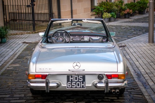 1970 Mercedes-Benz W113 280SL ‘Pagoda’ till salu (bild 12 av 181)