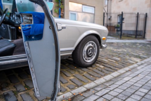 1970 Mercedes-Benz W113 280SL ‘Pagoda’ till salu (bild 75 av 181)