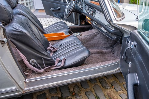 1970 Mercedes-Benz W113 280SL ‘Pagoda’ till salu (bild 76 av 181)