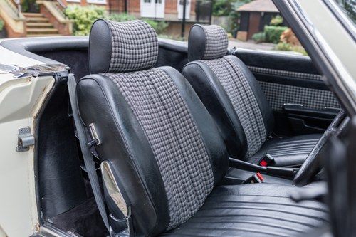 1981 Mercedes-Benz 280 SL R107 à vendre (picture 51 of 202)