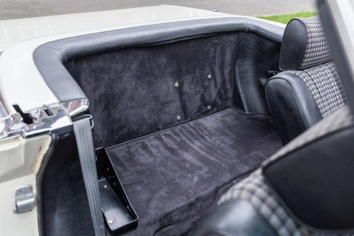 1981 Mercedes-Benz 280 SL R107 à vendre (picture 54 of 202)